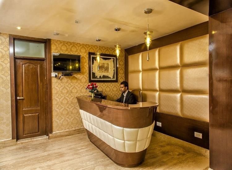 The Pride Inn Σριναγκάρ Εξωτερικό φωτογραφία
